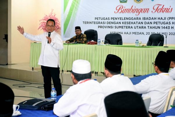 Afifi Lubis Minta Petugas Haji Sumut Jaga Nama Baik